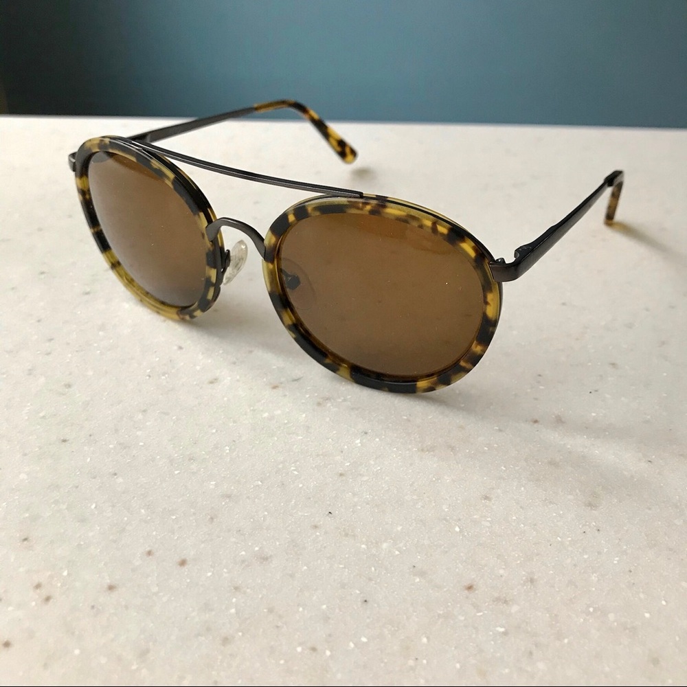 Fetch sunglasses - Picture 3 of 3
